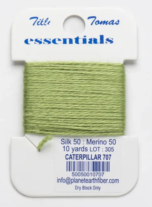 Essentials 707 Caterpillar